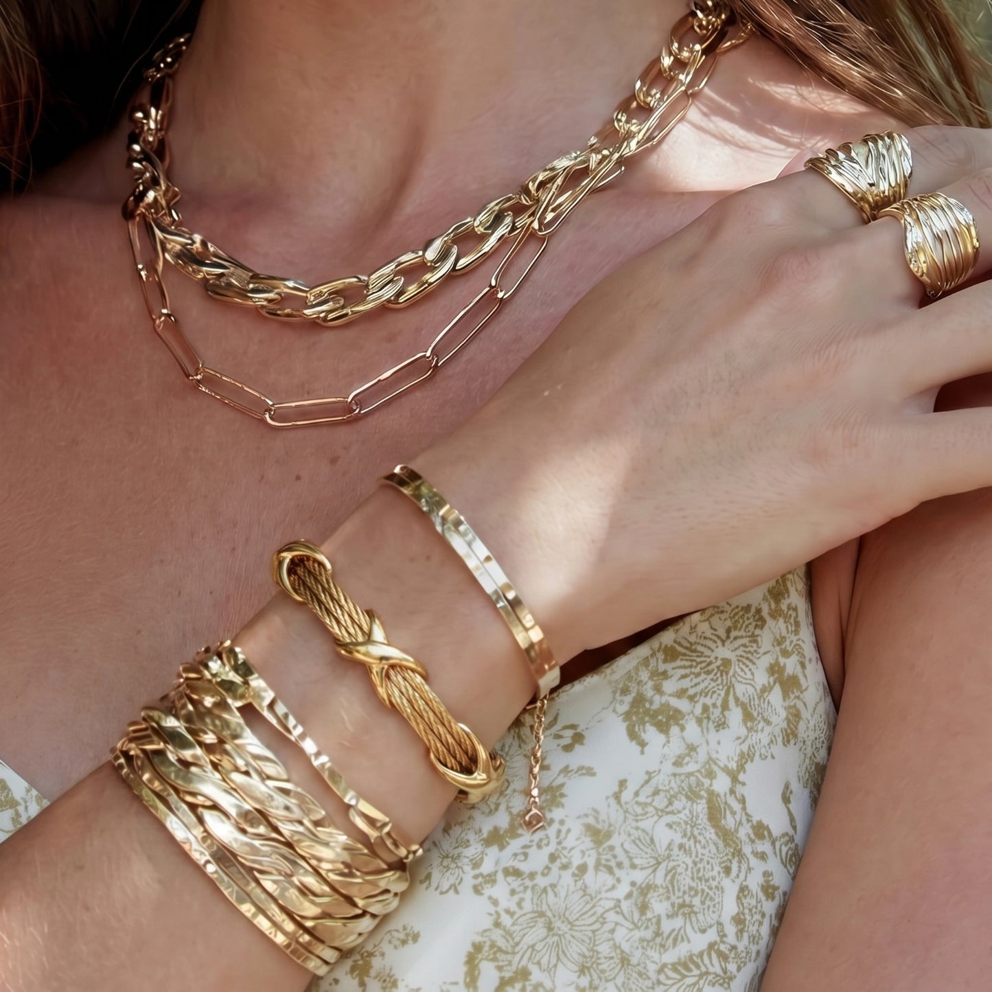 Cross Knot Cable Bracelet by MUKUN